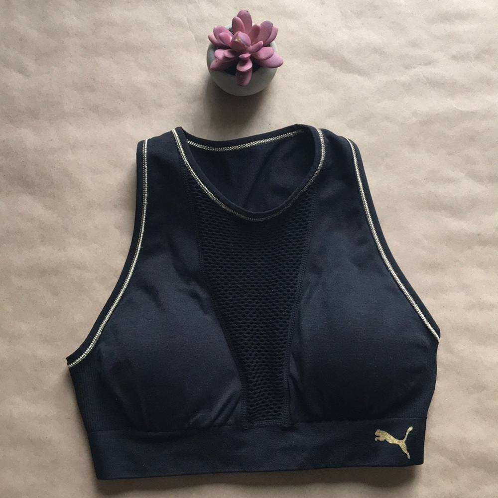 Like new ! Puma sports bra